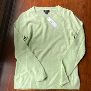 NWT XS j Crew light green 100% cashmere sweater.